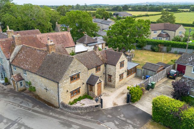 3-bed house on Inglenook Cottage High Street, Kidlington, £450,000