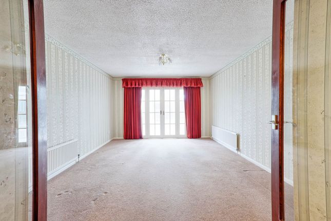 47, Cheltenham Drive, Leigh On Sea photo 2