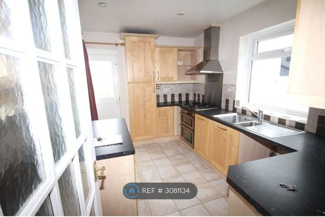 Yiewsley, West Drayton photo 2