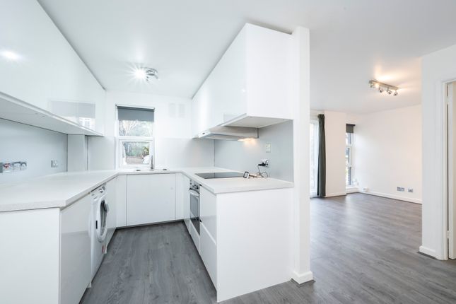 Glenbuck Road, Surbiton photo 4