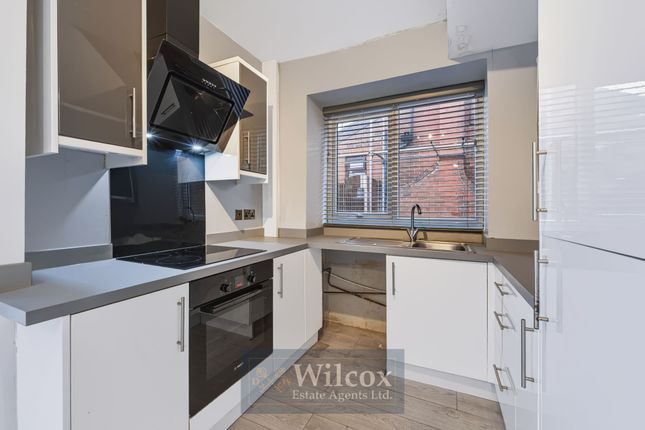 31 Blenheim Road, Bolton photo 4