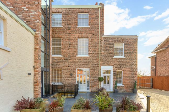 Mews house to rent in Richmond Place, Boughton, Chester CH3