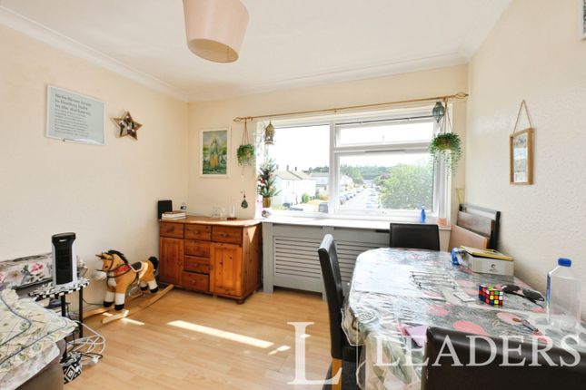 20, Conyers, Harlow photo 4
