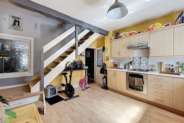 25, Portland Street, Darwen photo 5