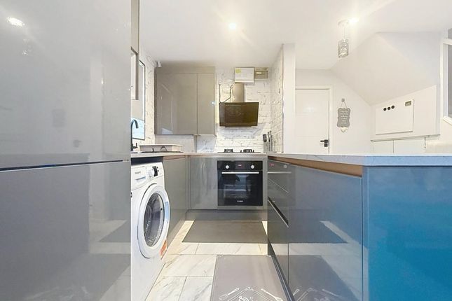 3, Manston Close, Leicester photo 3