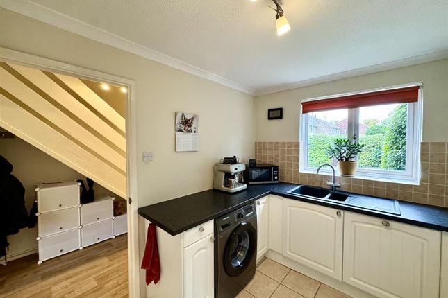 15, Holly Close, Chepstow photo 3