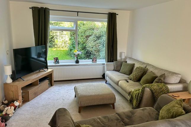 47, Greenway, Newcastle Upon Tyne photo 2