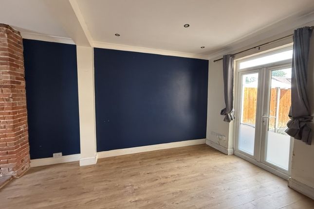 30 Denmark Road, Beccles photo 3