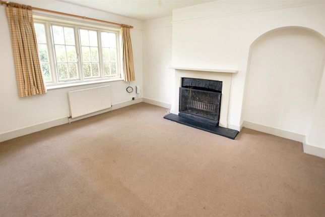 1, Hamptons Road, Tonbridge photo 2