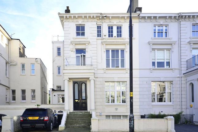 Flat for sale in Buckland Crescent, Swiss Cottage, London