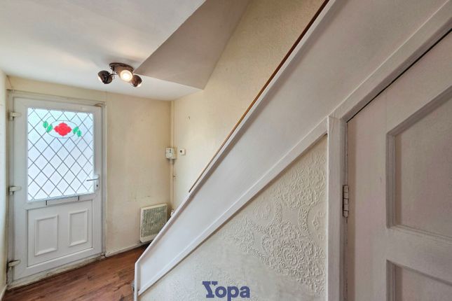 20, Scholfield Road, Coventry photo 4