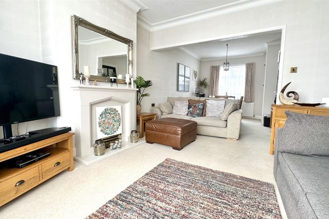 29, Astley Road, Clacton-on-Sea photo 3