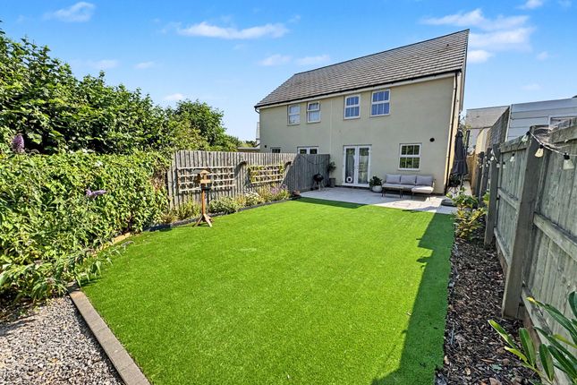10 Champion Way, Tiverton photo 3