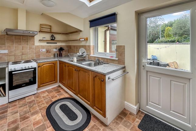1, Marine Crescent, Falmouth photo 3