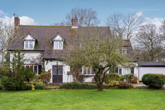 White House, Green Street, Shenley photo 3