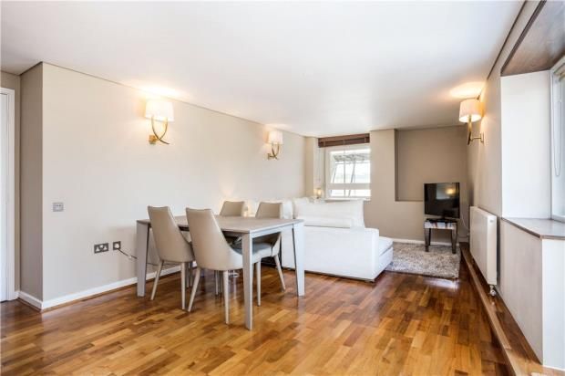 Flat to rent in Butlers Wharf Building, 36 Shad Thames, London