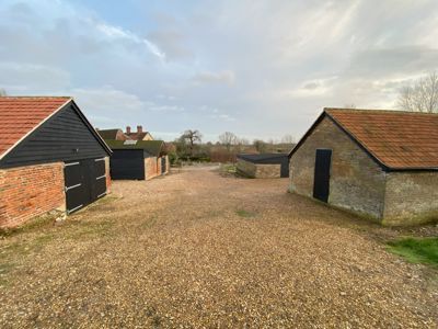 Business park to let in Ferriers Farmyard Barns, Ferriers Lane, Bures, Essex
