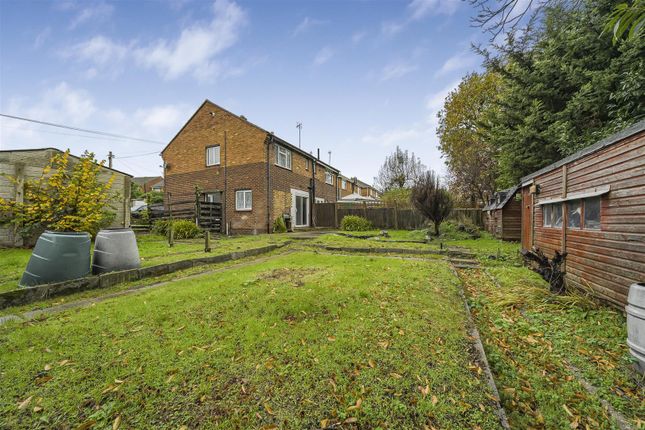 3-bed house on 18, Fernheath Way, Dartford, £475,000