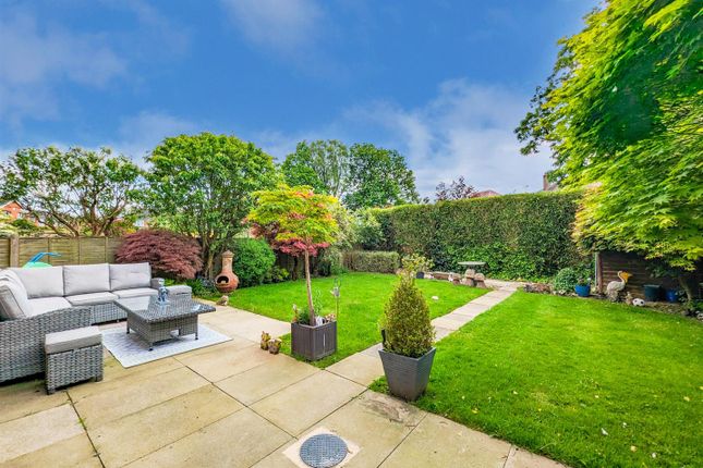 10, Beechfield Drive, Leigh photo 4