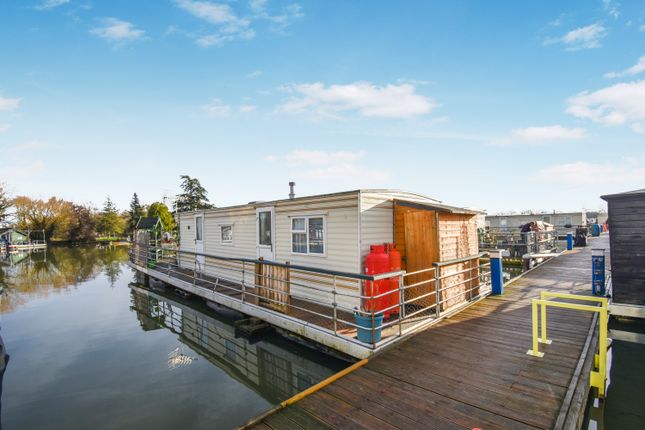 Houseboat for sale in Hartford Marina, Wyton, Huntingdon