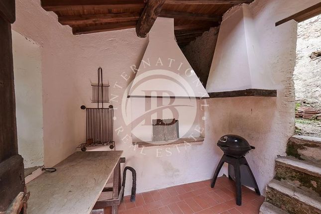 Villa for sale in Pietrasanta, Tuscany, 55045, Italy