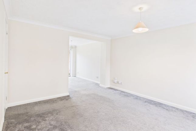 11, Royal Rise, Tonbridge photo 3