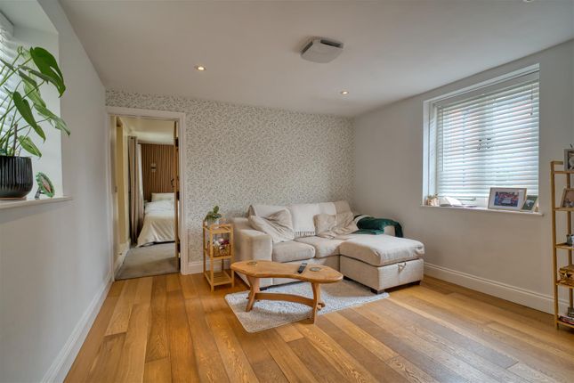 Owl Cottage, Queen Street, Gillingham photo 3