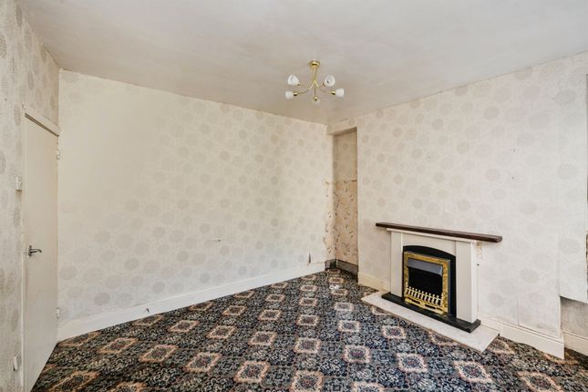 16, Bryn Terrace, Neath photo 4
