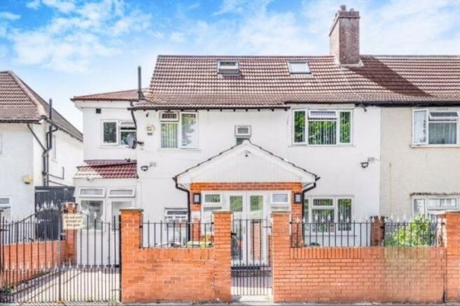 Thumbnail Semi-detached house for sale in Highbury Avenue, Thornton Heath