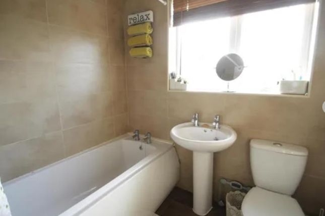 86, Barkby Road, Syston photo 2