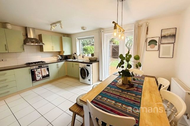 8, Risinghurst Mews, Hampshire photo 4
