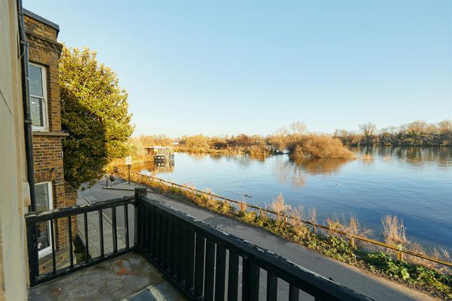 Terraced house for sale in Chiswick Mall, Chiswick