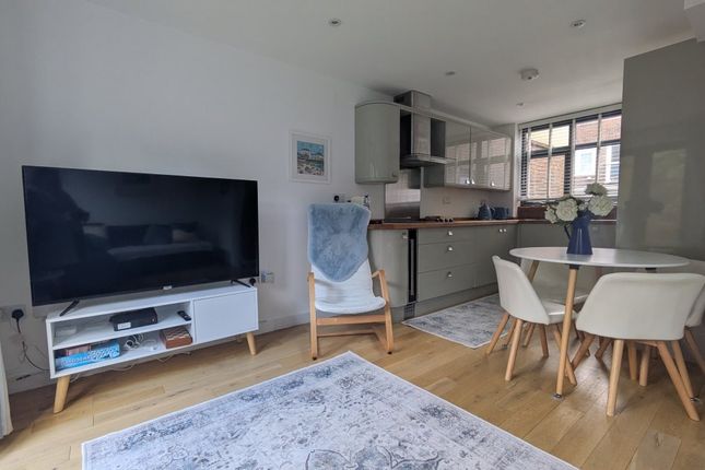 21A, West Street, Shoreham-by-Sea photo 2