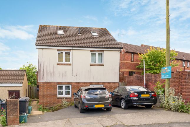 Thumbnail Flat for sale in Southey Avenue, Bristol