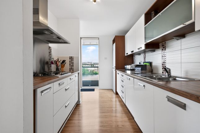 3/2, 300, Meadowside Quay Walk, Glasgow photo 4