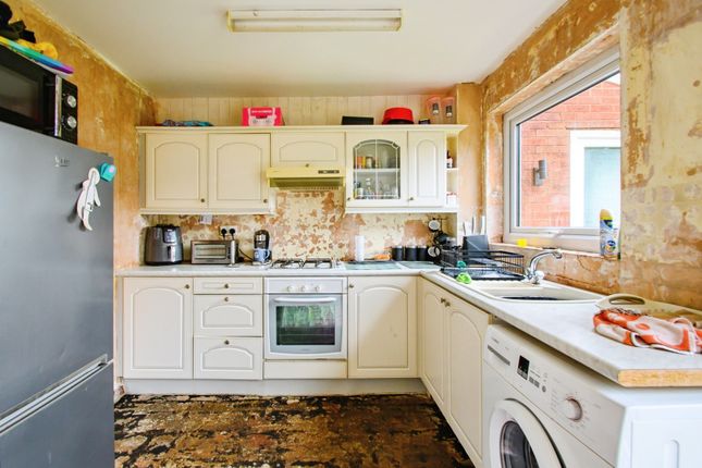 9, Ribchester Drive, Bury photo 4