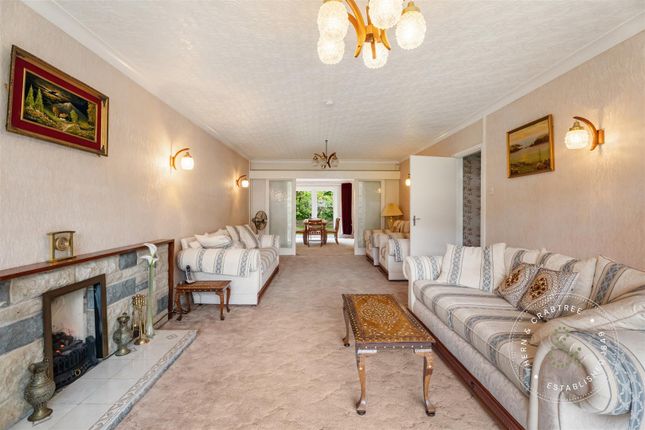 6, Grange Close, Cardiff photo 2