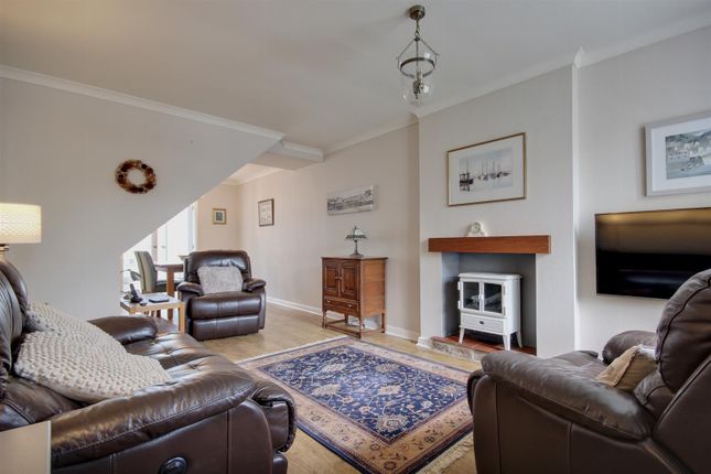 120, Poplars Way, Beverley photo 2