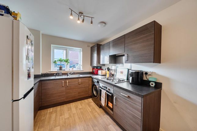 11, Hobby Way, Selby photo 3