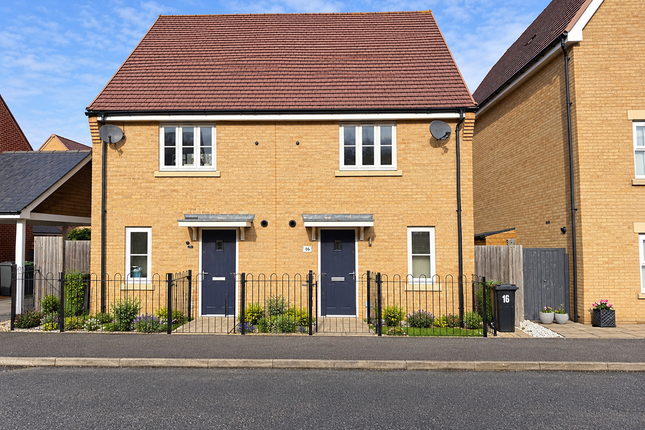 2 Bedroom Semi-Detached in SG18 8FX
