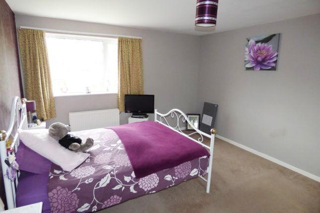 Town house for sale in Aston Terrace, Leeds