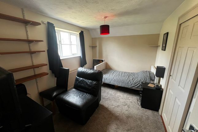 Wayside, 109, Hills Road, THETFORD photo 5