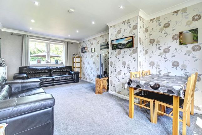 27, Whiteford Avenue, Dumbarton photo 4