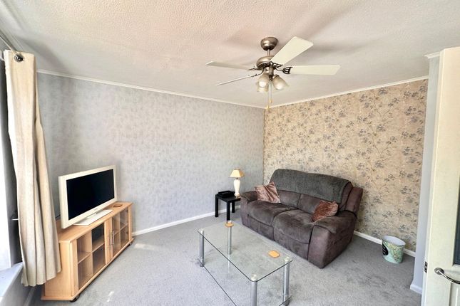 12, Church Close, Highbridge photo 3