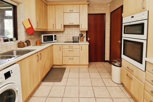 37, Ermine Drive, Lincoln photo 2