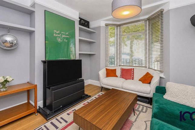 38, Bushberry Road, London photo 3