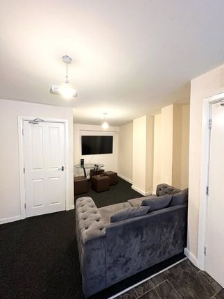 Thumbnail Property to rent in Borough Road, Middlesbrough