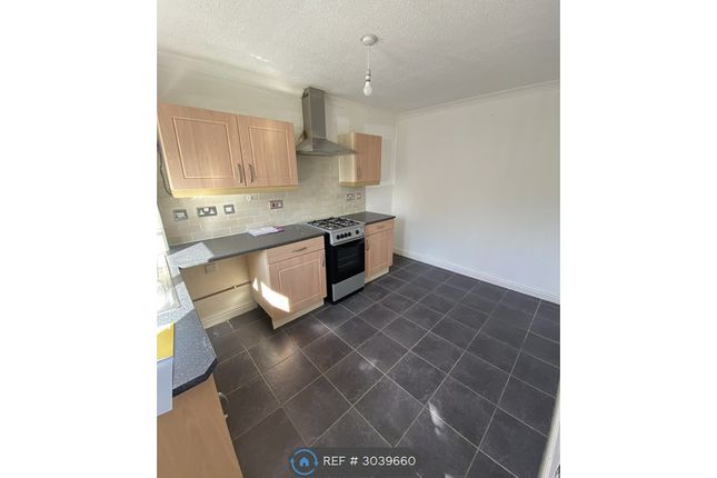 Ormonds Close, Bradley Stoke, Bristol photo 3