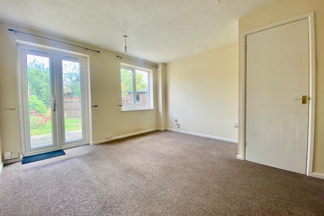 20, Wigmore Drive, Peterborough photo 3