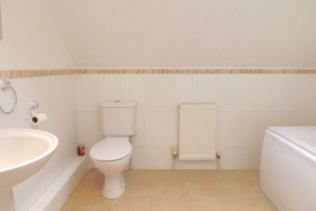 872D, London Road, Leigh-on-Sea photo 5
